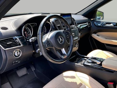 Used 2019 Mercedes-Benz GLS 450 4MATIC image 18