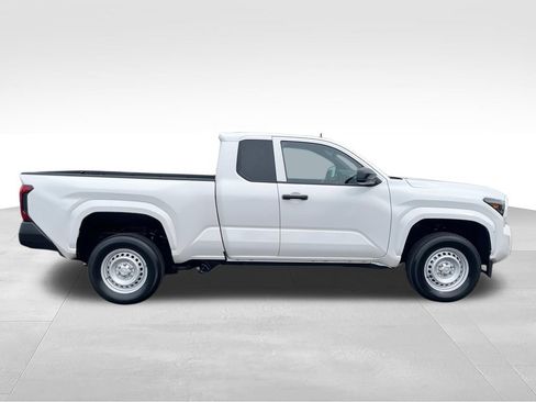 Used 2024 Toyota Tacoma SR RWD image 9