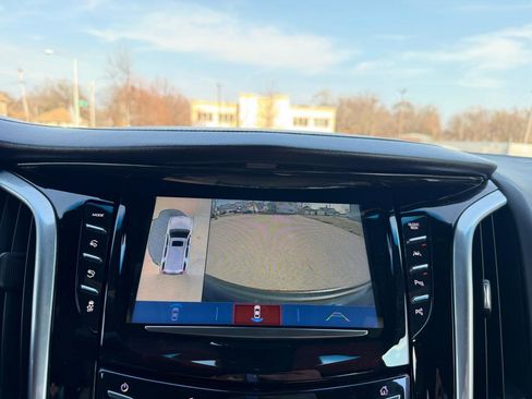 Used 2020 Cadillac Escalade ESV Platinum image 16