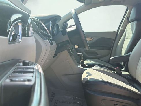 Used 2016 Buick Encore FWD image 2