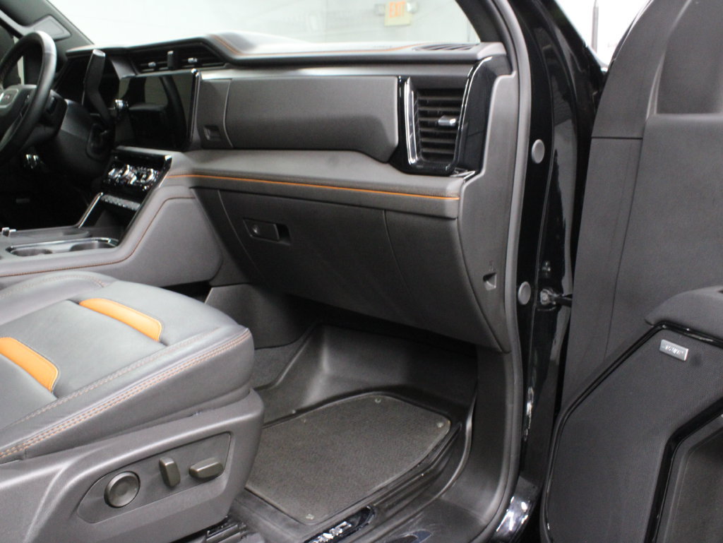 Used 2025 GMC Sierra 2500 AT4 AWD/4WD image 41