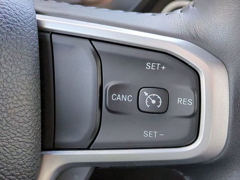 Used 2024 RAM 1500 Big Horn image 24