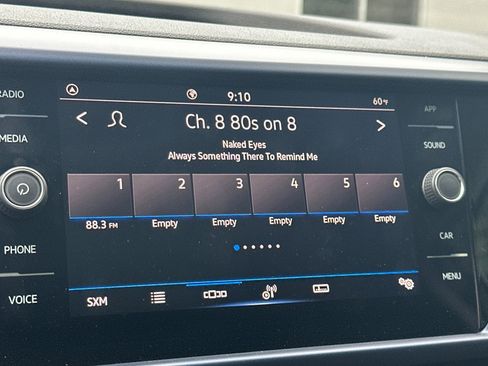 Used 2023 Volkswagen Taos SE image 23