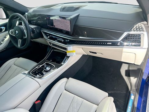 New 2026 BMW X5 M60i image 23