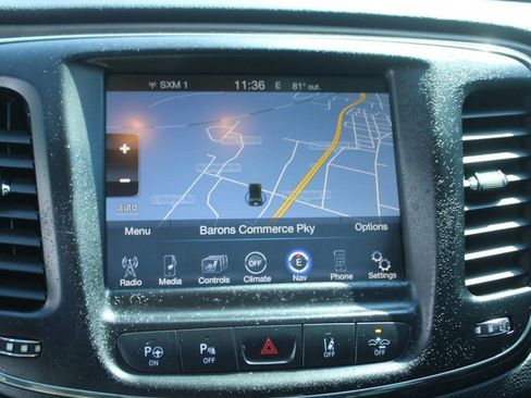 Used 2015 Chrysler 200 C w/ Safetytec Group image 21