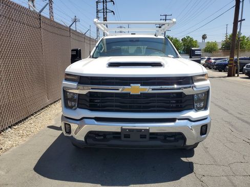 New 2026 Chevrolet Silverado 2500 LT w/ Convenience Package AWD/4WD image 9
