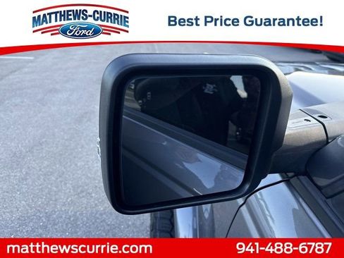 Used 2023 Ford Bronco Badlands AWD/4WD image 8