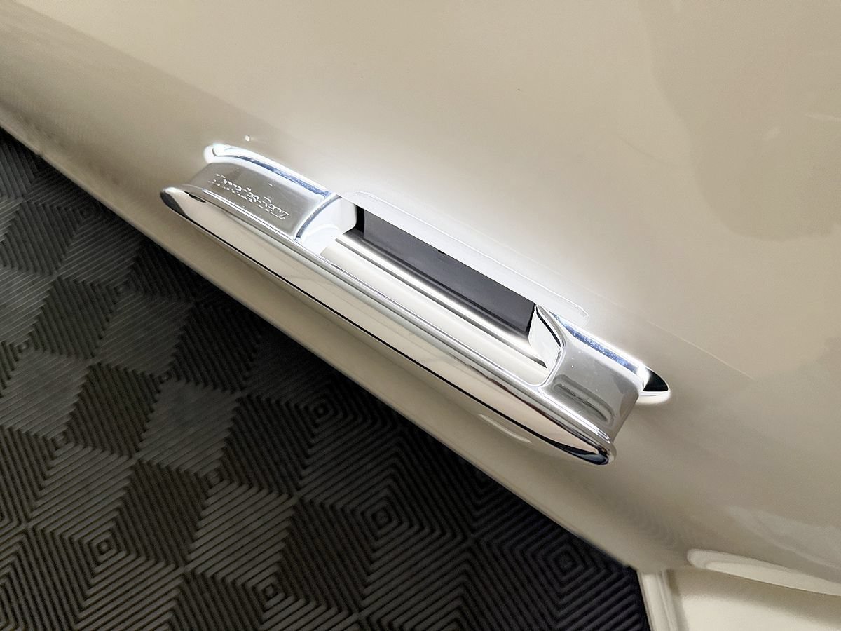 Used 2022 Mercedes-Benz EQS 580 4MATIC Sedan image 35