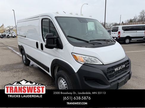 Used 2024 RAM ProMaster 2500 w/ Convenience Group image 17