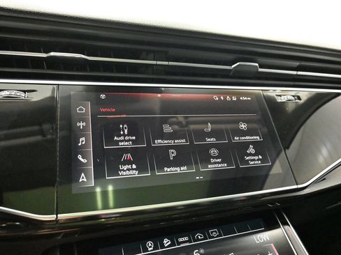 Used 2021 Audi Q7 3.0T Premium Plus AWD/4WD image 12