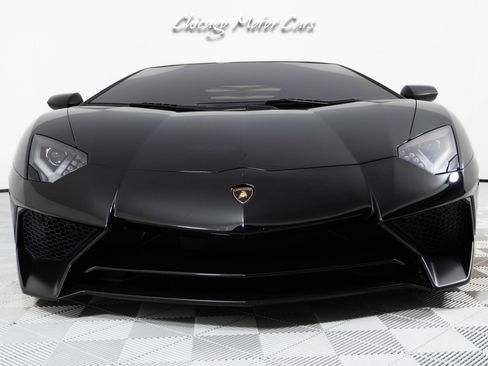 Used 2017 Lamborghini Aventador LP 750-4 Superveloce image 8