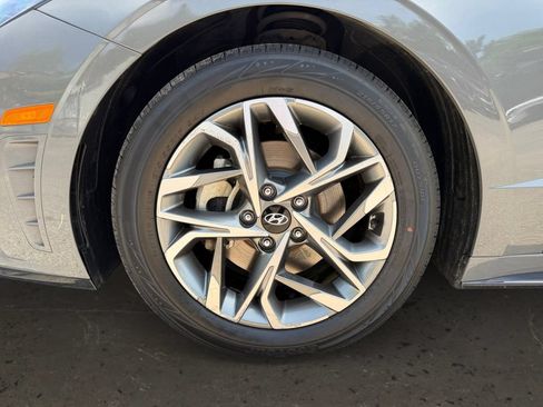 Used 2022 Hyundai Sonata SEL w/ Convenience Package FWD image 10