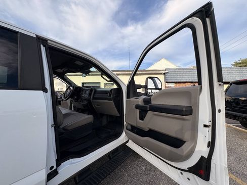 Used 2019 Ford F250 XL w/ XL Value Package AWD/4WD image 24