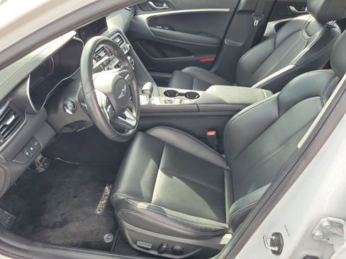 Used 2023 Genesis G70 2.0T image 19