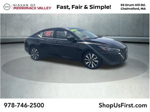 Used 2025 Nissan Sentra SV w/ SV Premium Package FWD image 1
