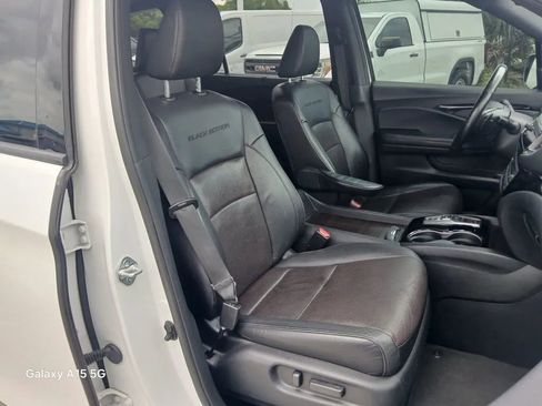 Used 2022 Honda Pilot Black Edition image 21