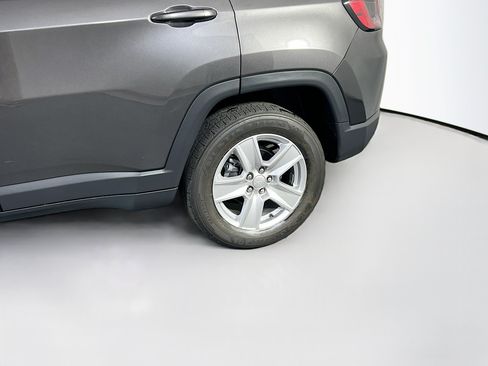 Used 2022 Jeep Compass Latitude w/ Convenience Group AWD/4WD image 28