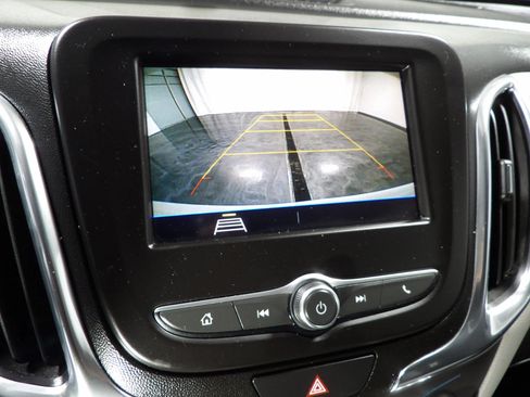 Used 2019 Chevrolet Equinox LT FWD image 15