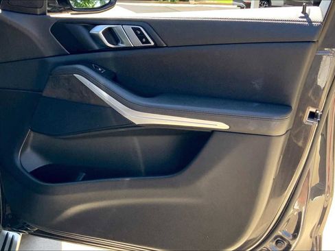 Used 2022 BMW X5 xDrive40i image 21