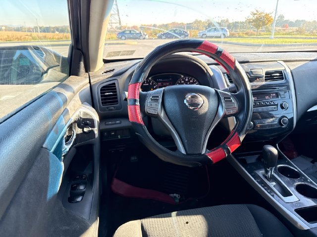 Used 2014 Nissan Altima 2.5 S FWD image 18