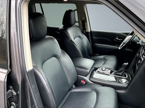 Used 2024 INFINITI QX80 Luxe image 8