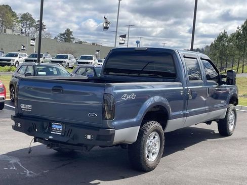 Used 2006 Ford F250 XLT image 3