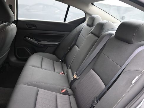 Used 2023 Nissan Altima 2.5 SV image 18