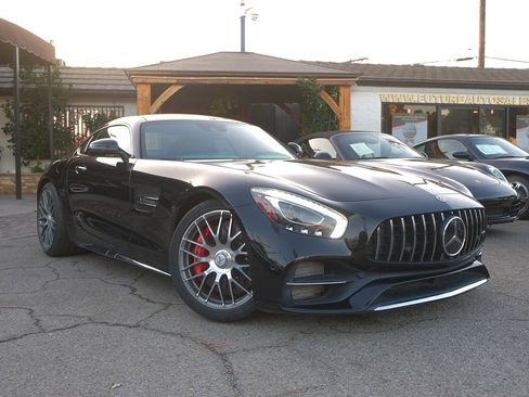 Used 2018 Mercedes-Benz AMG GT C image 5
