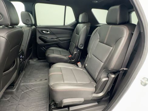 Certified 2023 Chevrolet Traverse RS w/ LPO, Floor Liner Package image 15
