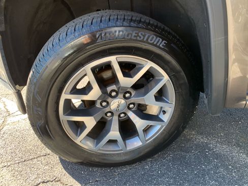 Used 2015 GMC Sierra 1500 SLT w/ Driver Alert Package image 6