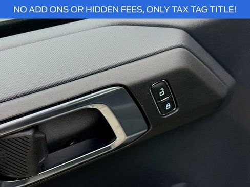 New 2025 Ford Bronco 4-Door image 17