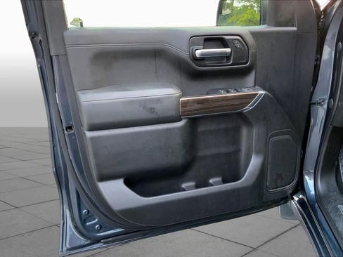 Used 2020 Chevrolet Silverado 1500 LT w/ Trailering Package AWD/4WD image 21