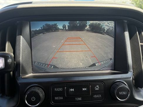Used 2016 Chevrolet Colorado Z71 AWD/4WD image 16