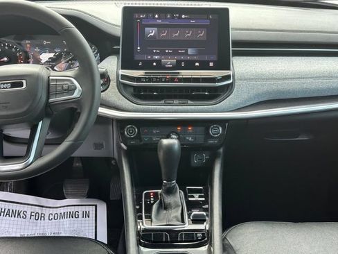 Used 2023 Jeep Compass Latitude w/ Sun and Sound Group AWD/4WD image 14