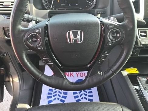 Used 2020 Honda Ridgeline RTL-E image 13