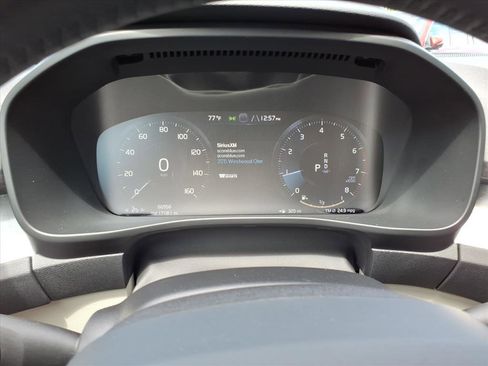 Used 2020 Volvo XC40 T5 Momentum w/ Protection Package AWD/4WD image 17