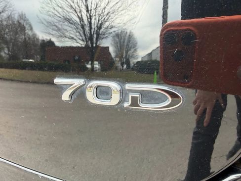 Used 2016 Tesla Model S 70D image 12