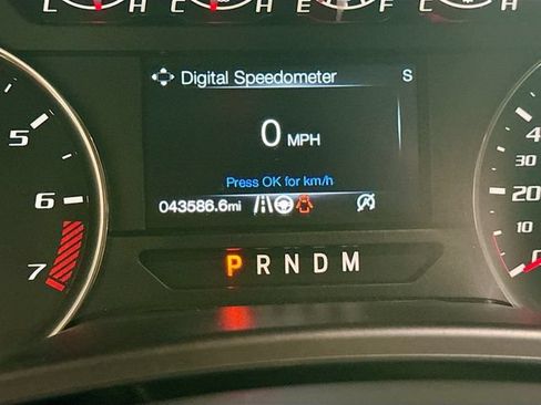 Used 2017 Ford F150 Raptor w/ Equipment Group 801A Mid AWD/4WD image 12