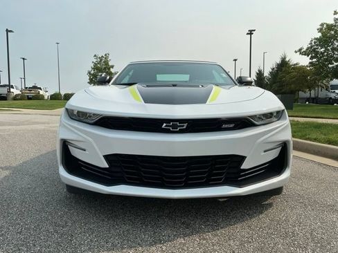Used 2023 Chevrolet Camaro SS RWD image 8