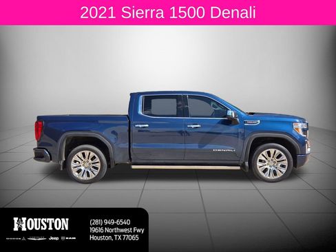 Used 2021 GMC Sierra 1500 Denali w/ Denali Ultimate Package AWD/4WD image 2