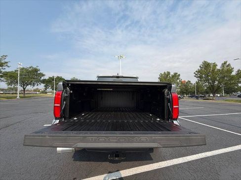 Certified 2024 Toyota Tacoma Limited w/ Limited Package (LT) AWD/4WD image 34