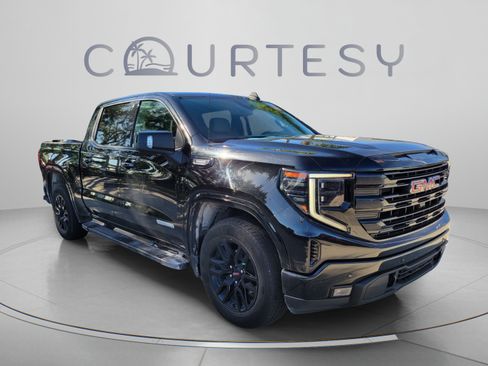 Used 2024 GMC Sierra 1500 Elevation w/ Elevation Premium Package RWD image 4