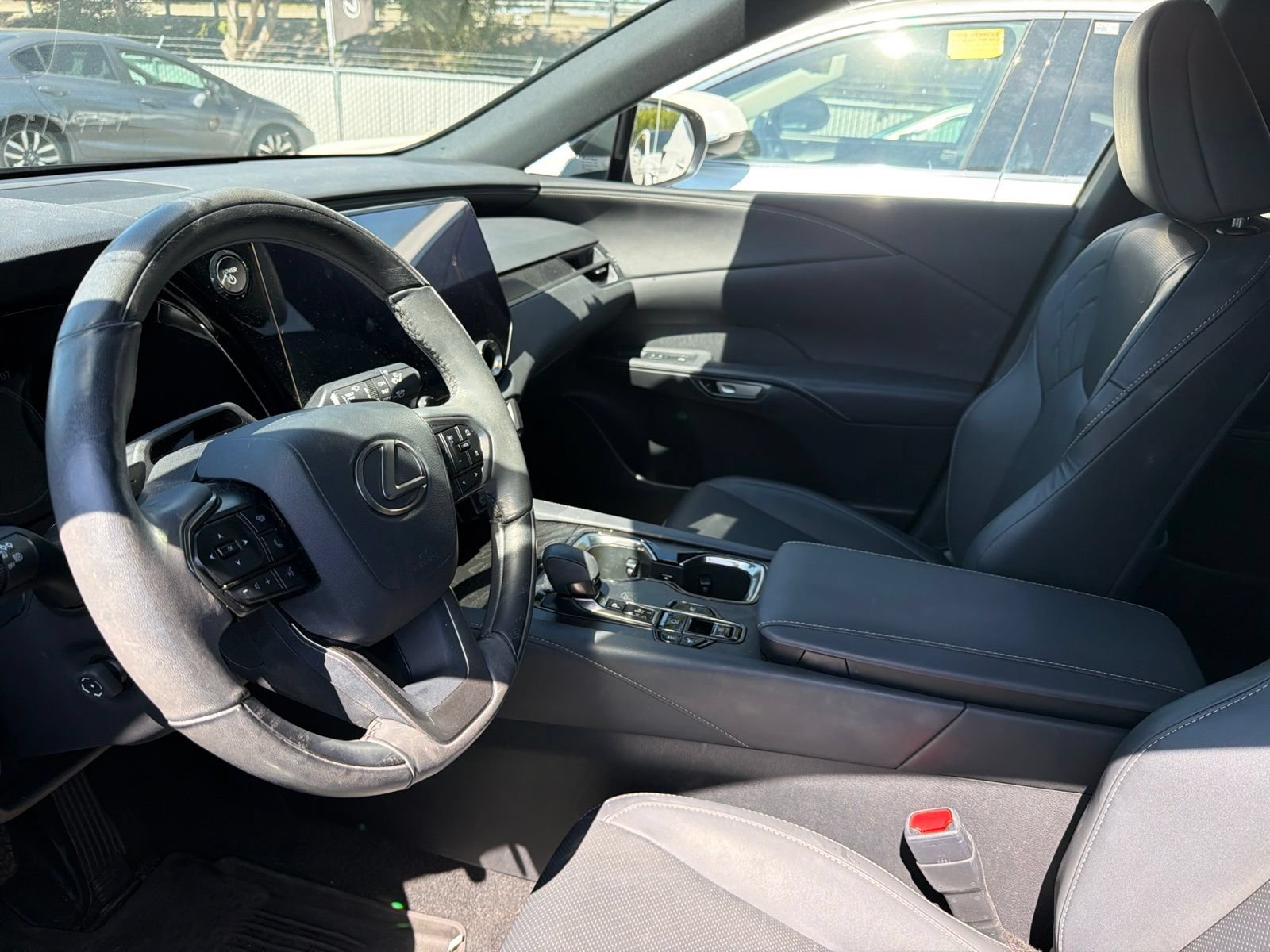 Used 2023 Lexus RX 350h w/ Cold Area Package AWD/4WD image 5