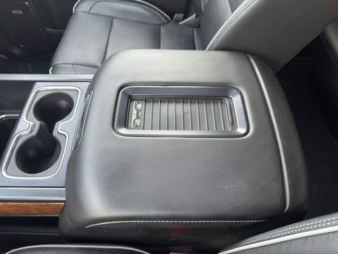 Used 2018 Chevrolet Silverado 1500 High Country AWD/4WD image 20