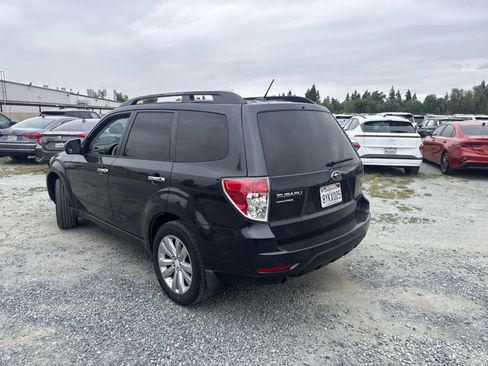Used 2011 Subaru Forester 2.5X Premium w/ All-Weather Pkg AWD/4WD image 6