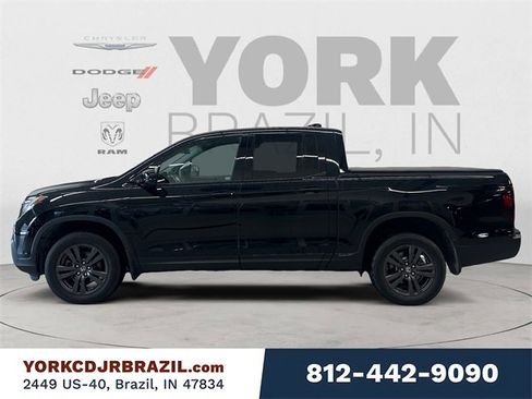 Used 2017 Honda Ridgeline Sport image 2