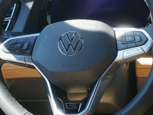 New 2026 Volkswagen Atlas Cross Sport SEL R-Line AWD/4WD image 15