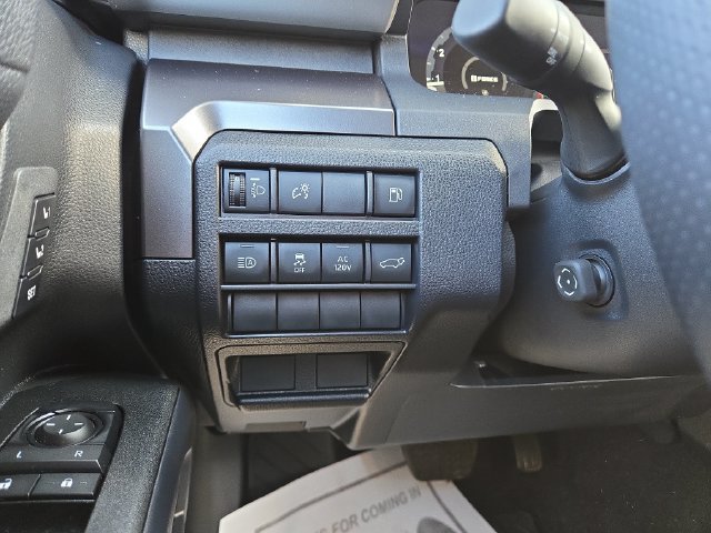 Used 2025 Toyota 4Runner TRD Off-Road Premium AWD/4WD image 21
