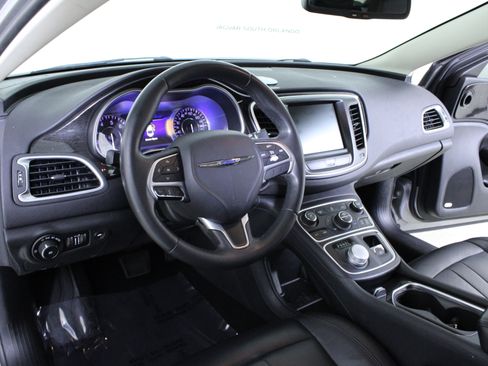 Used 2015 Chrysler 200 C w/ Navigation & Sound Group I image 17