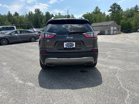 Used 2019 Jeep Cherokee Limited AWD/4WD image 6